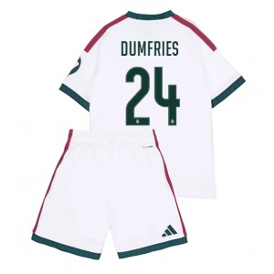 Real Madrid Denzel Dumfries #24 Jalkapallovaatteet Lasten Kotipeliasu 2026-27 Lyhythihainen (+ Lyhyet housut)